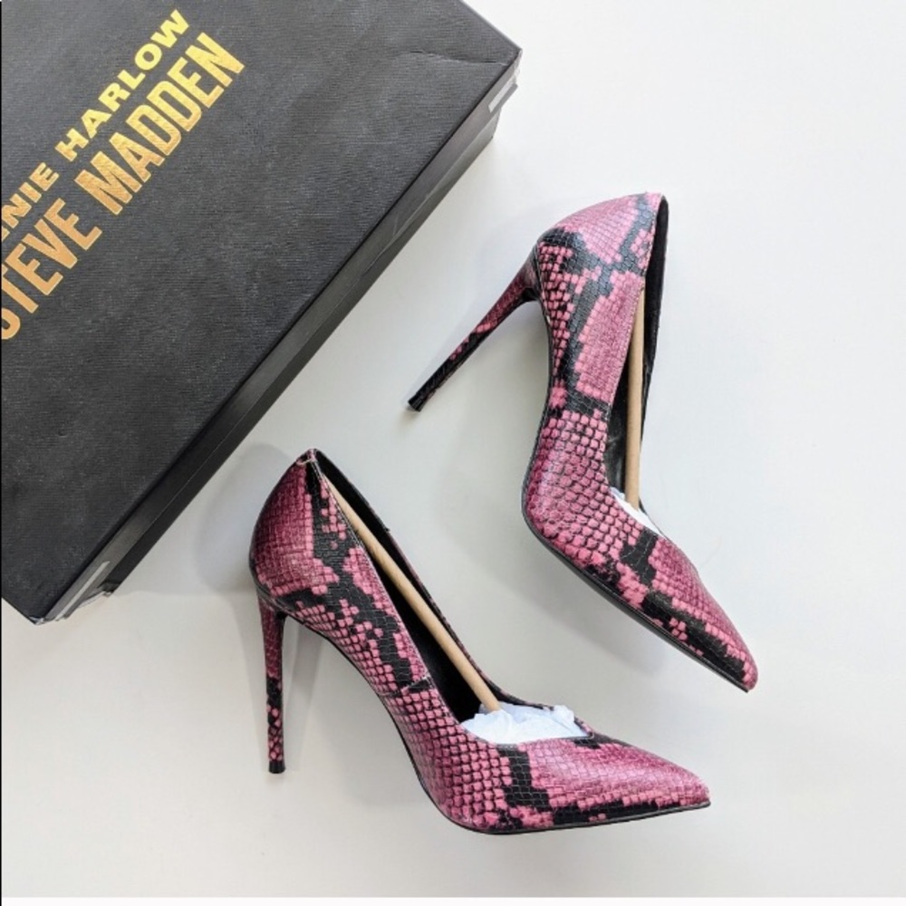 Winnie Harlow x Steve Madden Princess Pump